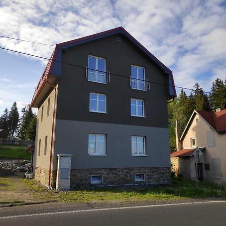 Apartmán Raketa Pernink Exterior foto